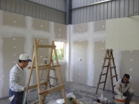 施工中